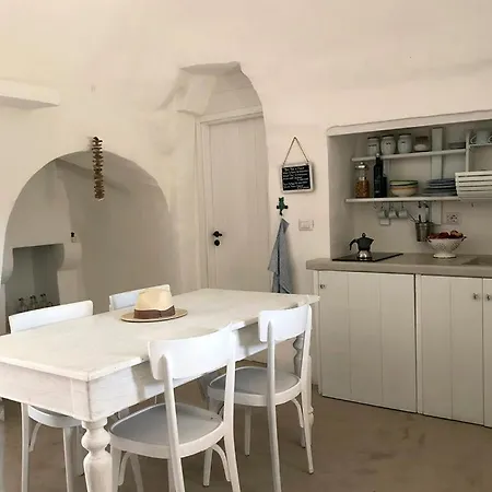 בית נופש I Trulli Di Alice צ'לייה מספיקה