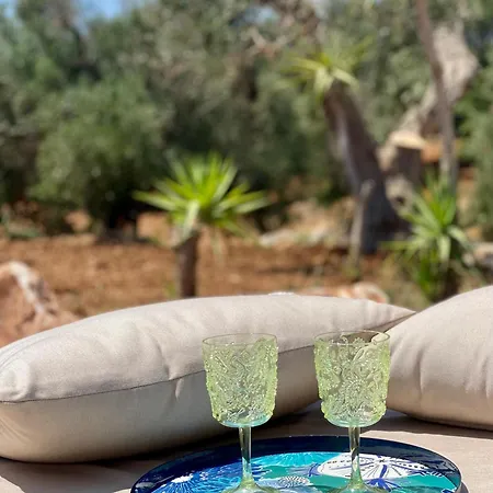 I Trulli Di Alice בית נופש *